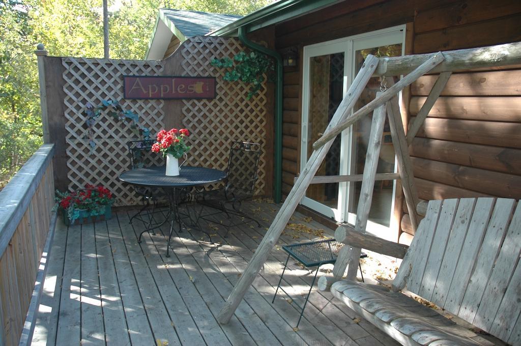 Lazy Cloud Bed and Breakfast Williams Bay Exterior foto