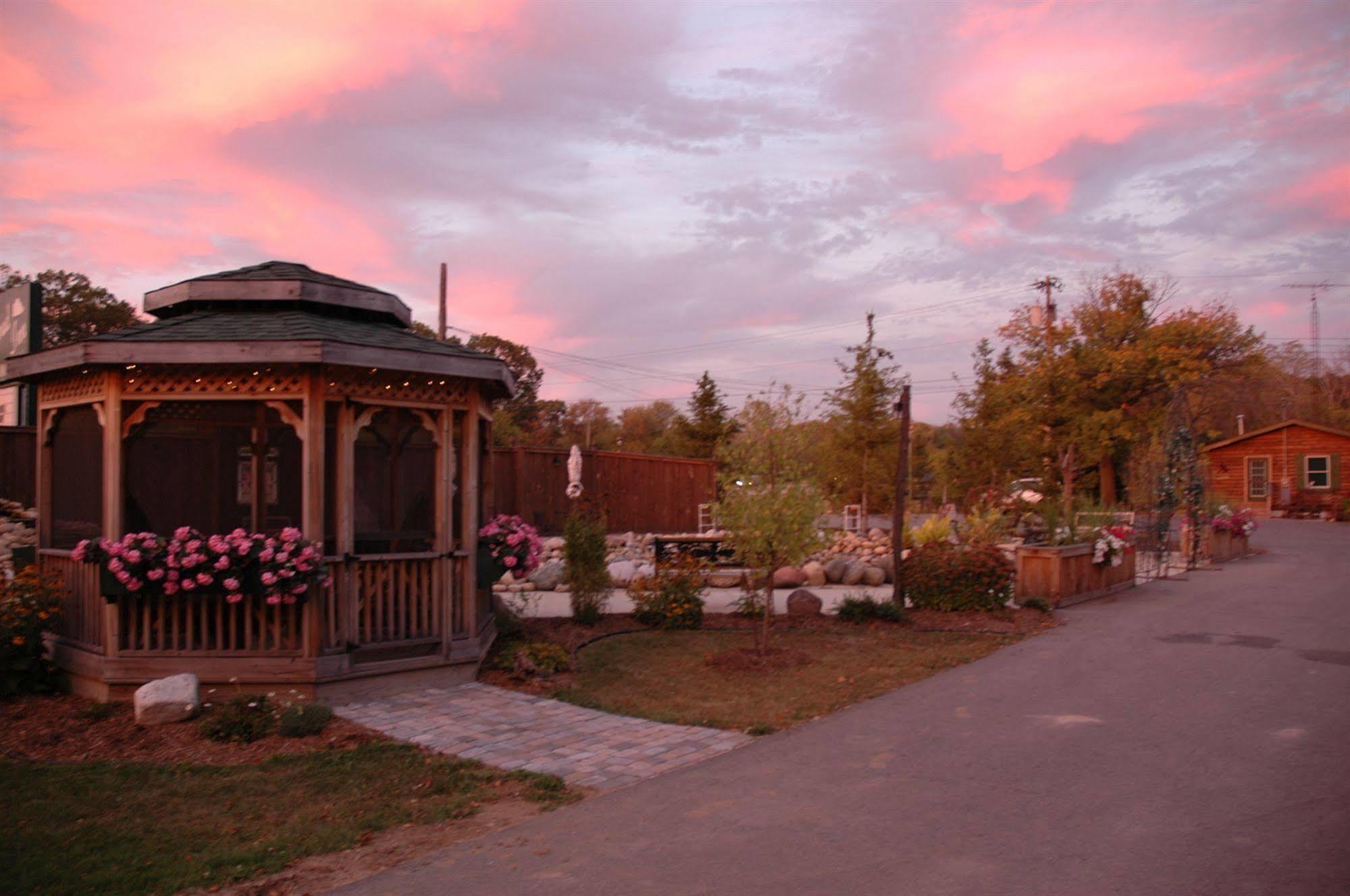 Lazy Cloud Bed and Breakfast Williams Bay Exterior foto